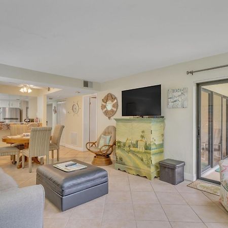 Cute 1Br Condo Directly On Beach Condo New Smyrna Beach Kültér fotó