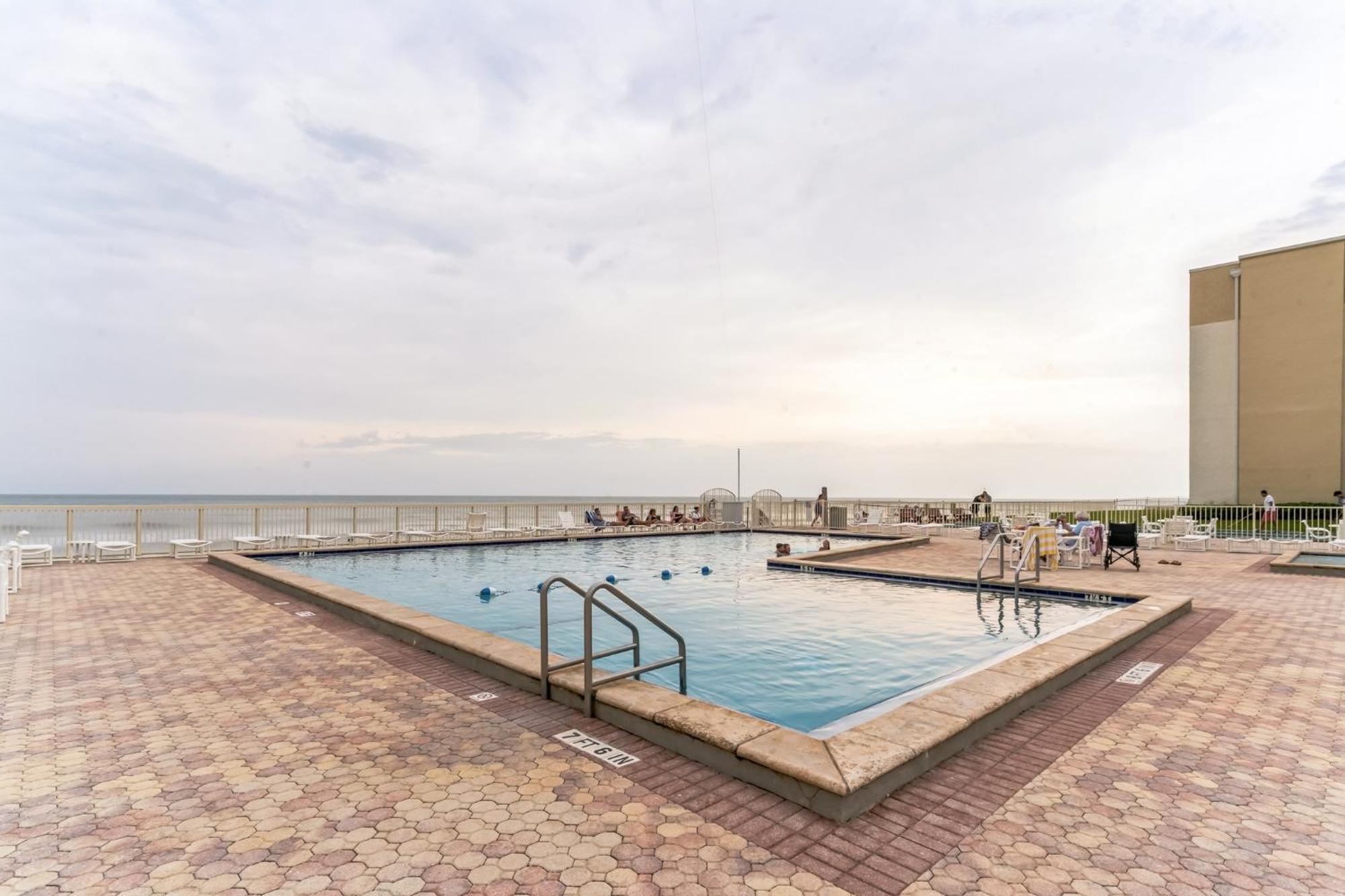 Cute 1Br Condo Directly On Beach Condo New Smyrna Beach Kültér fotó