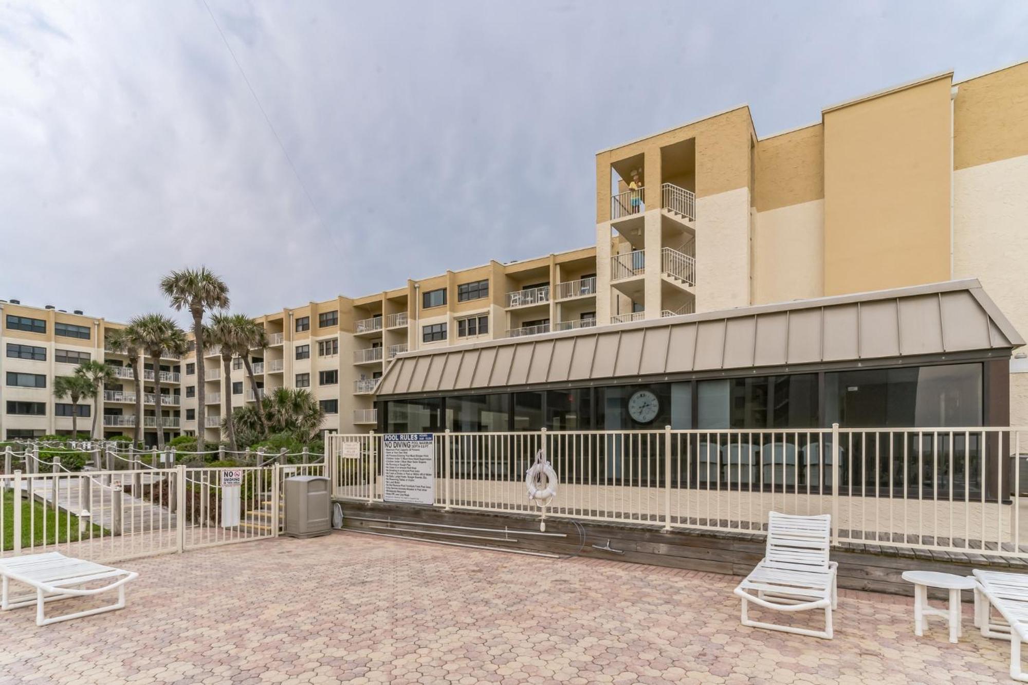 Cute 1Br Condo Directly On Beach Condo New Smyrna Beach Kültér fotó